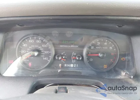 2011 Ford Crown Victoria Police Interceptor from USA, damaged, VIN 2FABP7BV8BX109774